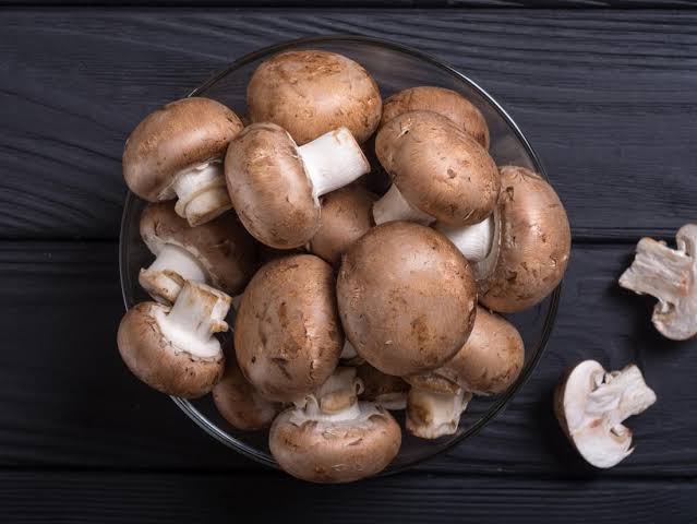 Udhampur farmers yield over 3,000 quintals of mushrooms, earn Rs 6 cr in revenue