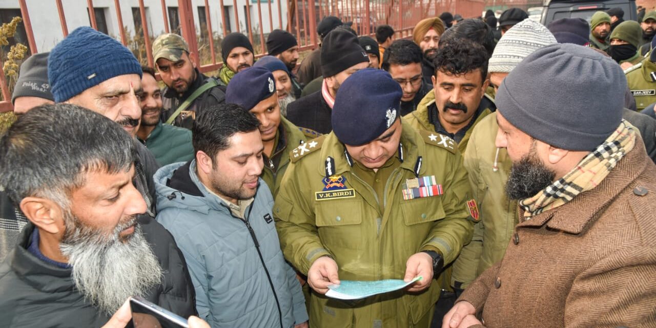 IGP Kashmir visits North Kashmir’s Baramulla district;Conducts inspection of Police Drug De-addiction Centre;Visits under-construction Police Post, PS Baramulla