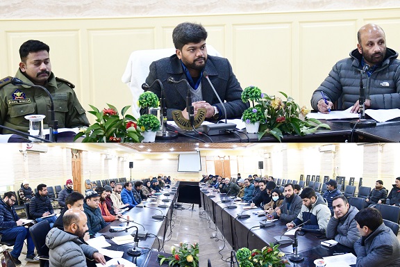 DDC Gbl reviews Republic Day arrangements;District function to be held at Qamaria stadium; graceful functions to be held at Panchayat, Block, Sub-division levels