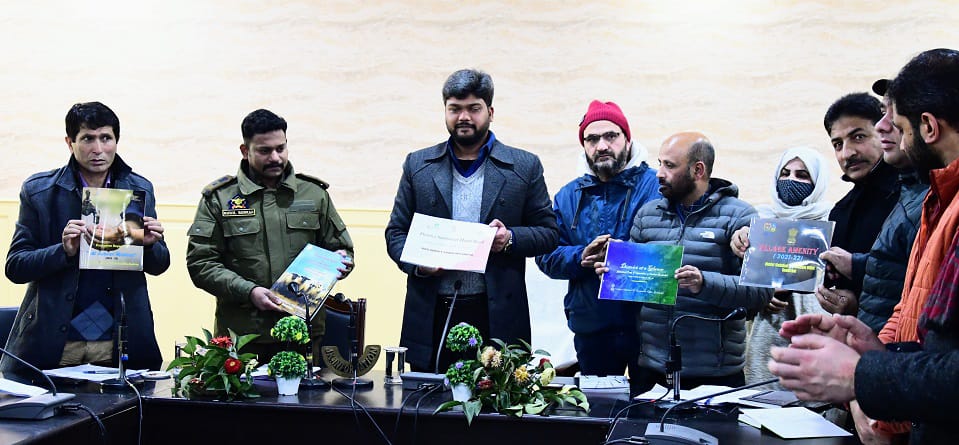 DC releases Publications & Evaluation Reports on JJM, ISDS at Ganderbal