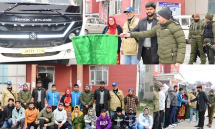 DC Ganderbal Flags Off Students for 14th Senior National Softball Cricket Championship
