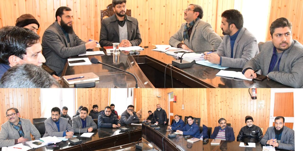 DC Ganderbal reviews successful implementation of PM Vishwakarma Scheme