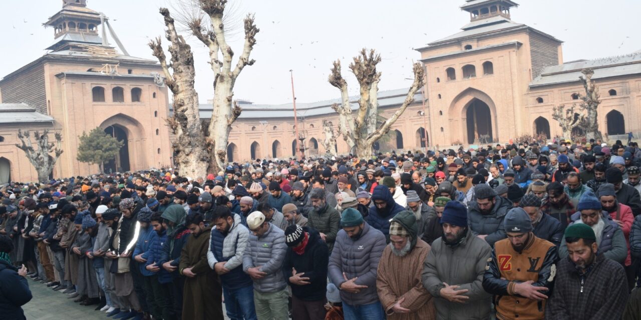 Salaatul-Istisqa’ held at Jama Masjid Srinagar: Anjuman Auqaf