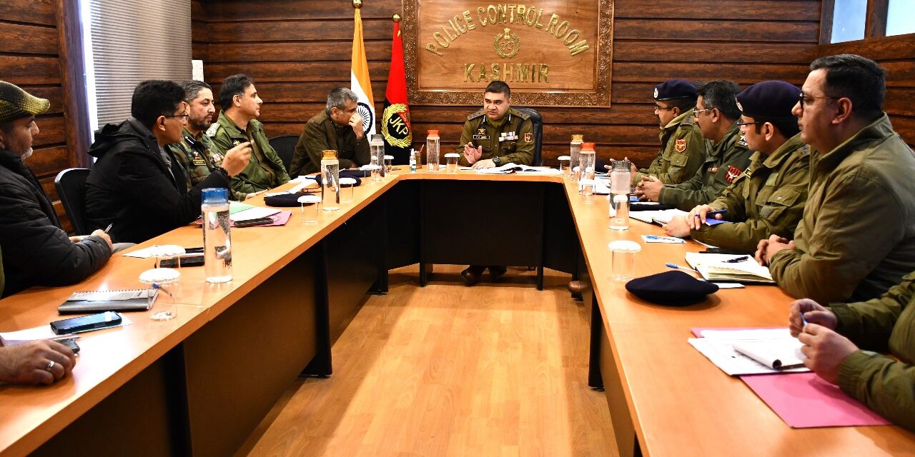 IGP Kashmir reviews Republic Day-2024 arrangements