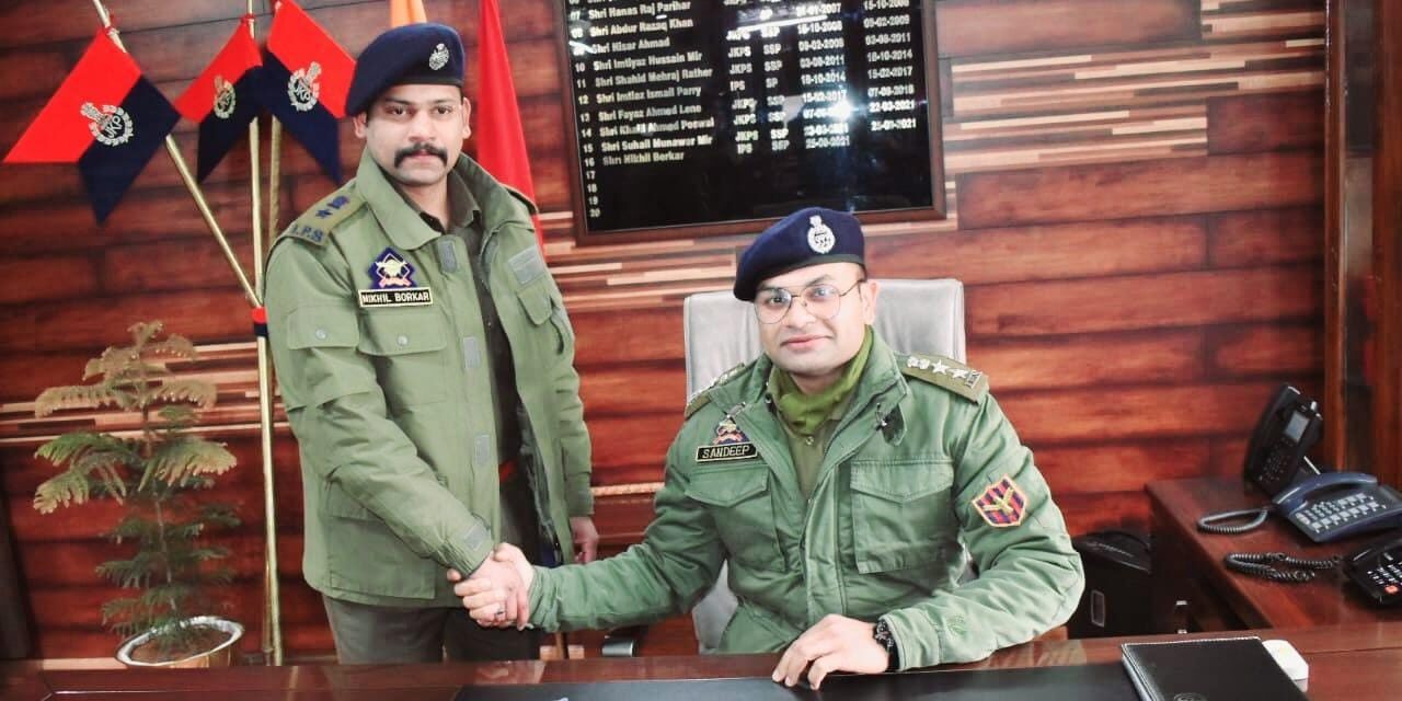 Sandeep Gupta-IPS assumes charge as SSP Ganderbal.