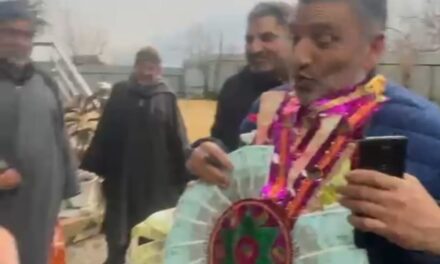 RDD Ganderbal accords warm send off to Mohammad Sultan Sheikh on superannuation