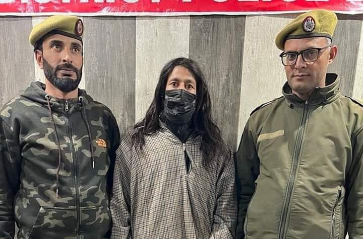Wanted and Notorious Drug Peddler held in Baramulla, Contraband Substances Recovered