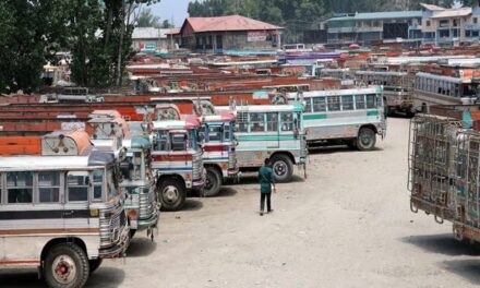 All Passenger Vehicles in Kashmir To Observe 2-Day ‘Steering Chodo Andolan’ from Tomorrow