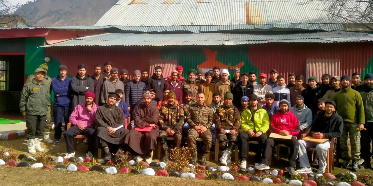 Agnipath Scheme:Online Form filling session for youth organised by 34 Assam Rifles