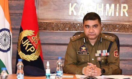 IGP Kashmir promotes 716 officials to their next ranks