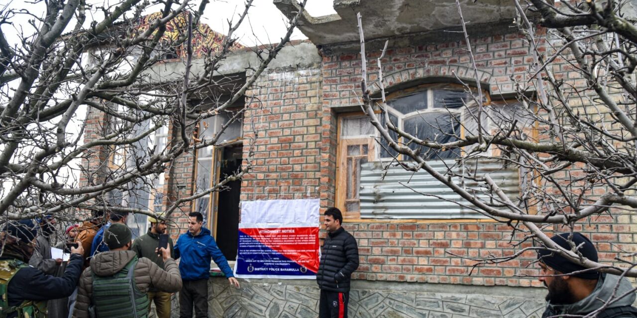 Police attaches illegal properties worth Rs.15 Lacs, of notorious drug peddler in Baramulla