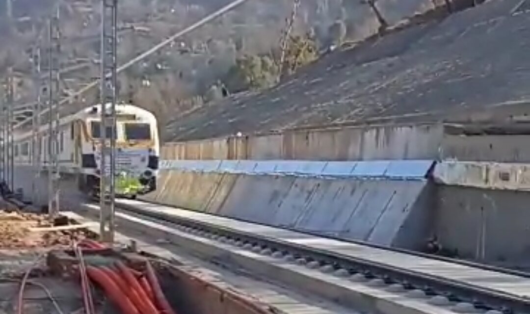 CRS conducts inspection on Banihal-Sangaldan section of Kashmir rail project