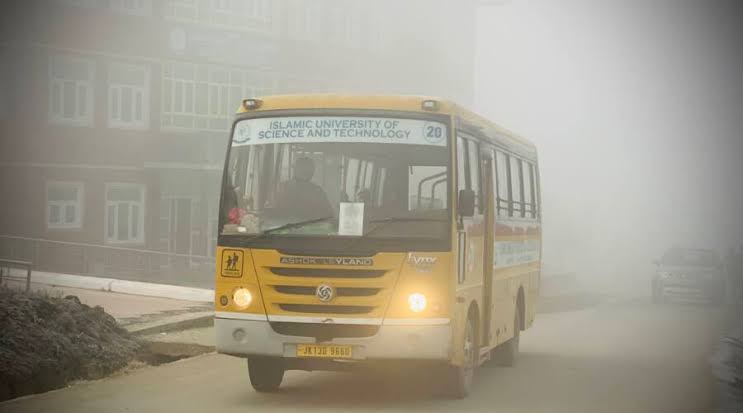 ‘Beti Bachao Beti Padhao’: Female students stranded as IUST transport deptt halts services without explanation