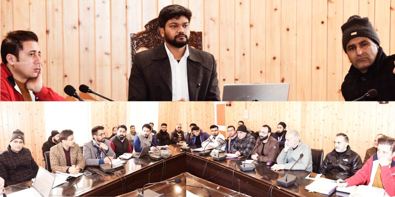 DC Ganderbal chairs meeting to boost One District-One Product initiative
