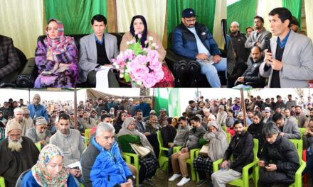 Distt Admin Gbl organizes mega Block Diwas at Panchayat Ghar Kijpora