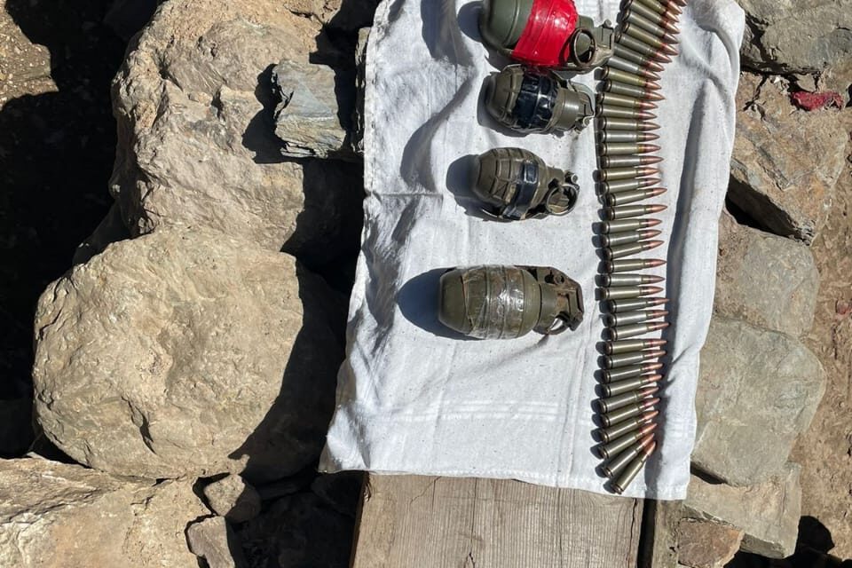Man arrested with 4 hand grenades in Kupwara