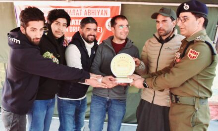 Ganderbal Police organised Nukkad Natak on the Theme Nasha Mukht Bharat at Wangath Kangan