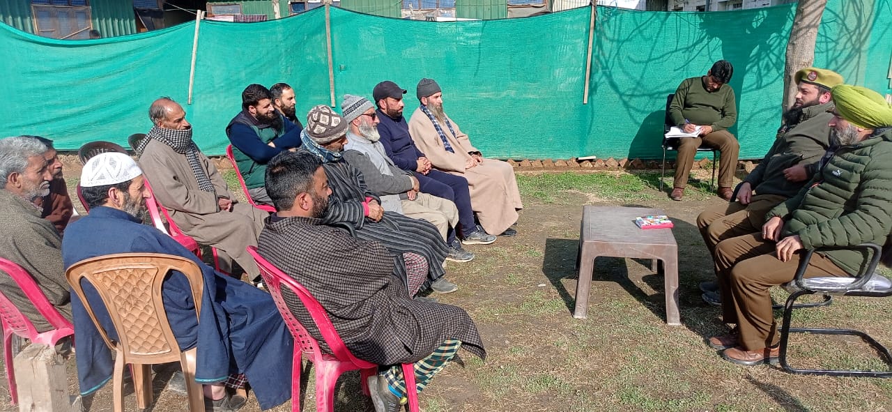 Police facilitates Police Community Partnership Group (PCPG) meetings in Kulgam & Budgam