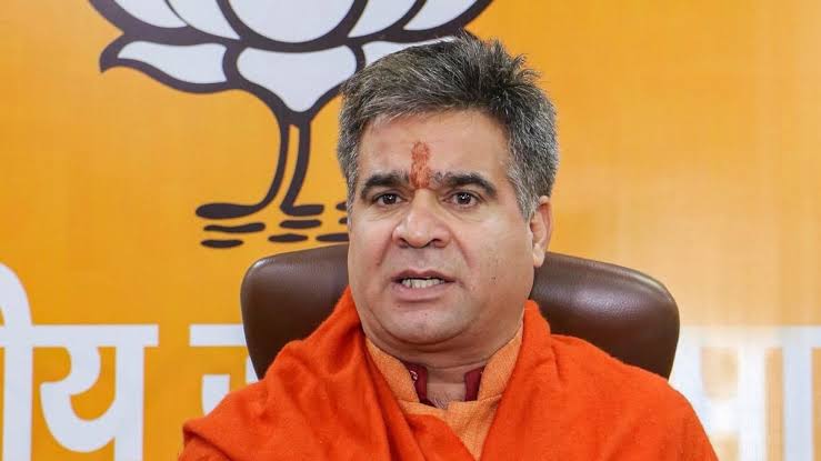 People in Kashmir by heart love Modi, eagerly waiting to have his glimpse : Ravinder Raina