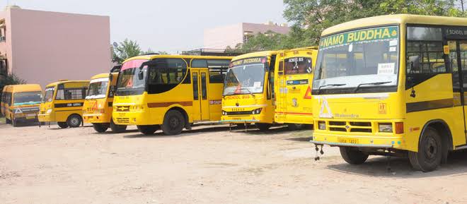 RTO Kashmir issues guidelines for permit conditions for school transport safety