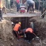 Trench collapse claims two lives in Kulgam