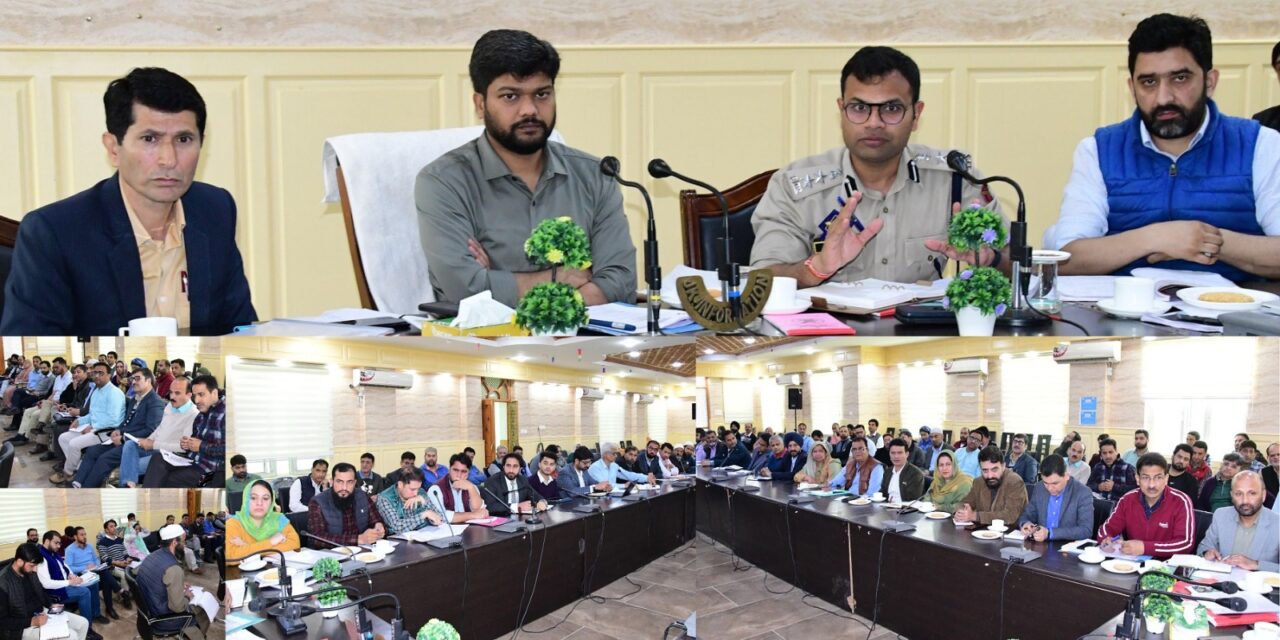 Lok Sabha Elections 2024:DEO Ganderbal discusses preparedness with Nodal Officers