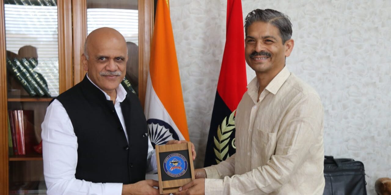 DG NIA visits PHQ Jammu; interacts with DGP J&K, senior police officers