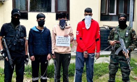 Three Terrorist associates held in Baramulla