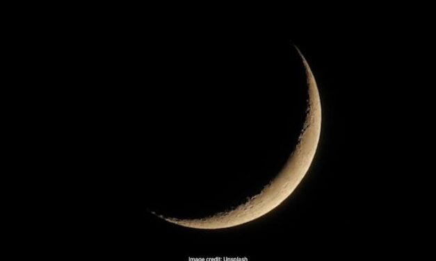 Eid Al-Fitr to begin Wednesday as crescent moon not sighted
