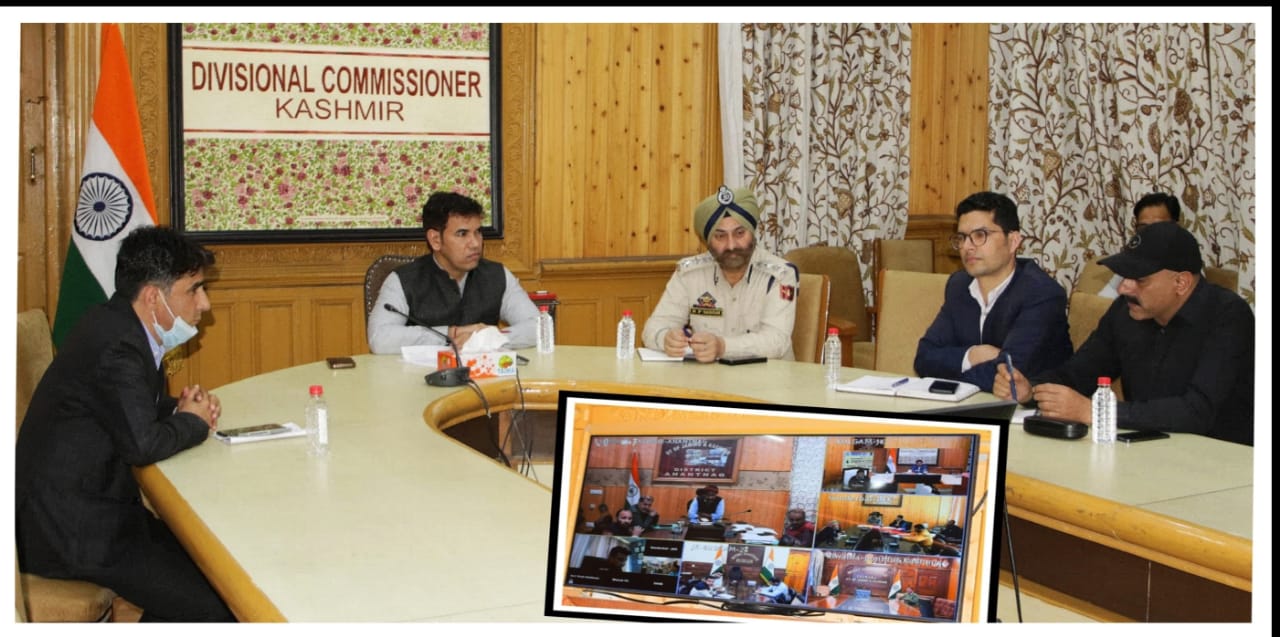 Maxi Cab Drivers Involved In Charging Exorbitant Rates From Tourists To Ne Booked Under Law: Div Com Kashmir