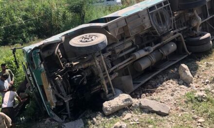6 women, minor girl among ten injured in bus accident in Akhnoor