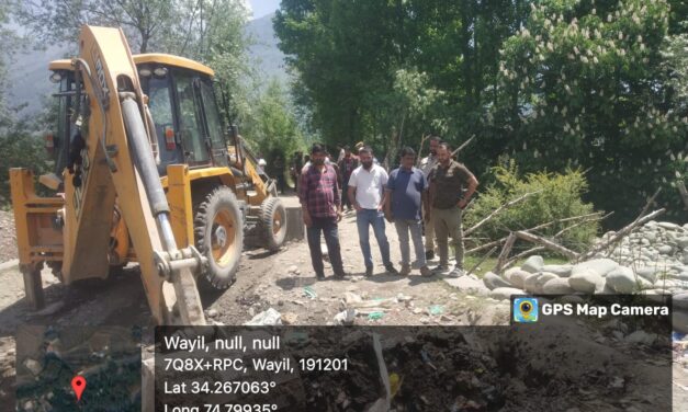 Geology & Mining Department starts drive to curb illegal mining activities in Ganderbal,seized 3 tractors.