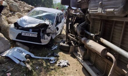 Four injured in Kangan road accident