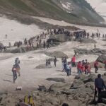 Tourist Duo rescued, Sledge rider missing after Falling Into Snow Cavity At Thajwas Glacier Sonamarg