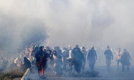 Six security personnel killed, Over 100 injured during protests by Imran Khan’s party; shoot at sight orders for army in Pakistan