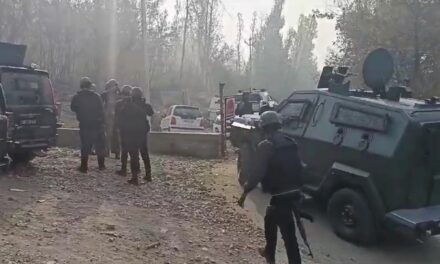Update:Encounter on outskirts of Srinagar, terrorists believed to be trapped