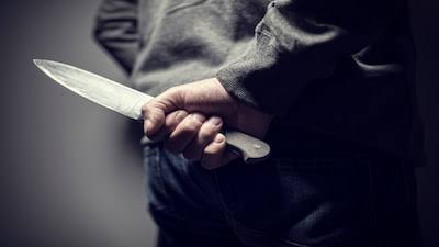 Man stabbed with knife in Bijbehara, hospitalized