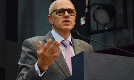 CM Omar Abdullah chairs high-level meeting, directs all departments to gear up for winter adversity