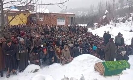 Man Dies, Mother in Critical Condition due to Suffocation in Gudder kulgam