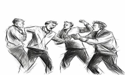 Seven Injured in North Kashmir Land Dispute Clash