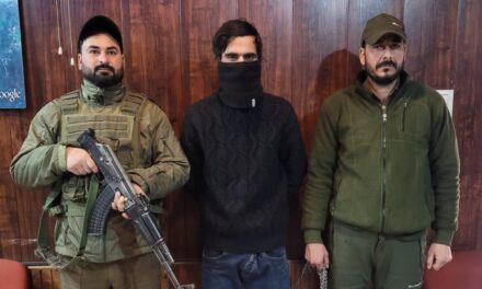 Ganderbal Police apprehends a drug peddler and seizes contraband substance.