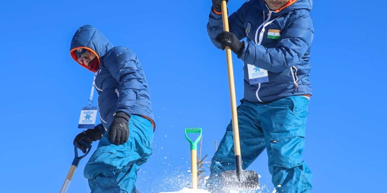 Baramulla Sculptor Leads India to 3rd Place in International Snow Sculpture Championship