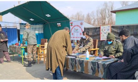 Army organises free medical camp in Bandipora village