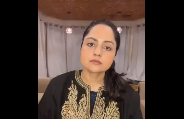 Mehbooba Mufti’s Daughter Irtiqa Mufti Seeks Public Support To Ban Liquor In J&K