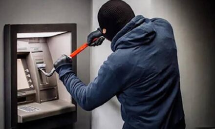 Kulgam: Thieves attempt to loot ATM, cash safe