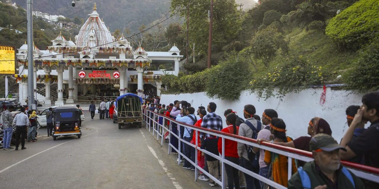 Amid multi-tier security, pilgrims pay obeisance at Mata Vaishno Devi shrine