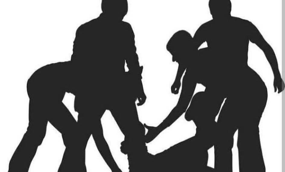 10 injured in group clash in Kulgam’s Kund