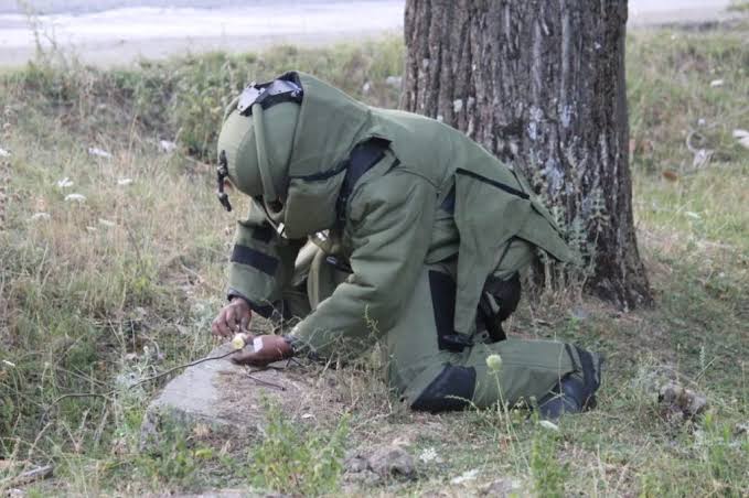 IED found in Qaimoh Kulgam