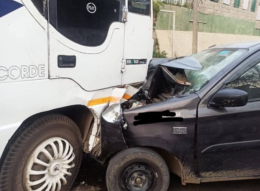 Two Persons Injured In Awantipora, Sumbal Road Accident