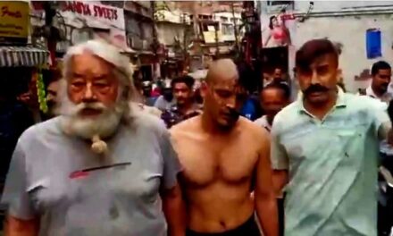 Suspected thief caught snatching earrings of lady, head shaved, face blackened by locals in Jammu